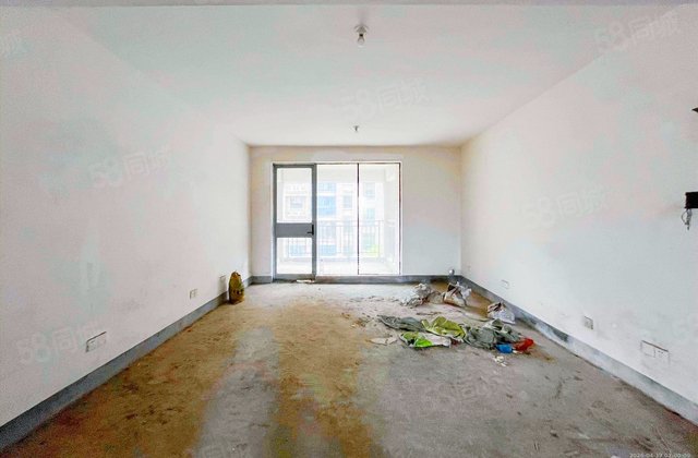 共和世家3室2厅125.85㎡152.8万二手房图片