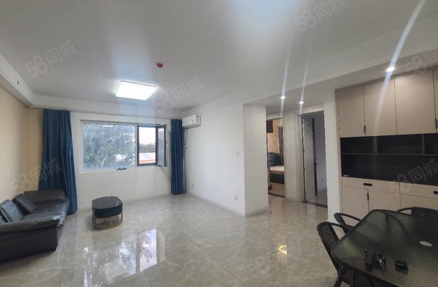 星光云创中心 南北通透 精装修 次新房 车位充足 小三房