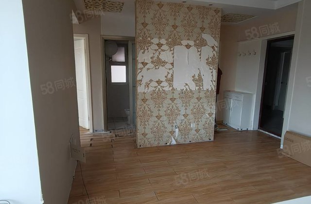 新出水岸花语二室72平48万，随时看房。