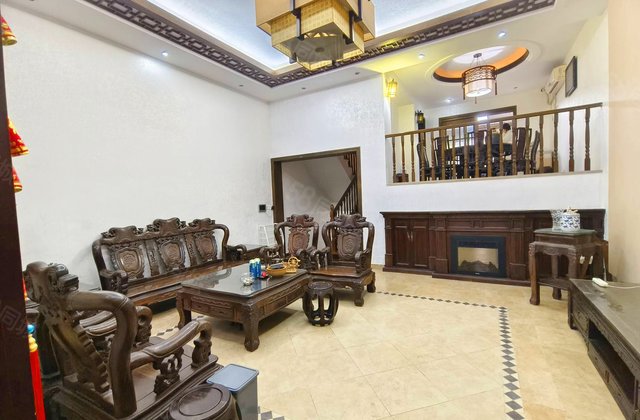 水云间(别墅)4室2厅252㎡288万二手房图片