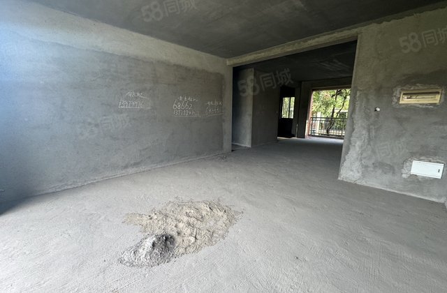 华悦家园4室2厅165㎡55.6万二手房图片