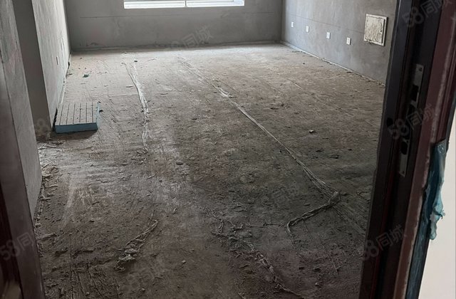 佶地国际B2区3室2厅108.24㎡66万二手房图片