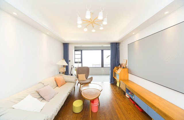 雍荣府3室2厅98.6㎡158万二手房图片