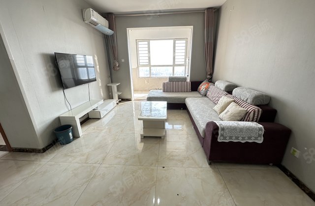 大润发星光中央丽都，凤凰层，看房有钥匙