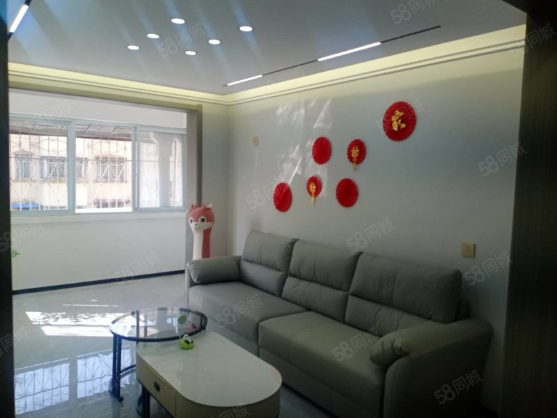 凯旋商城3室2厅1卫86㎡南北31万