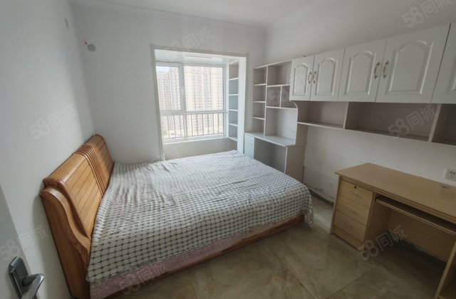 水岸花语精装小两室 送车位 付几萬可安家 刚需过渡好楼层