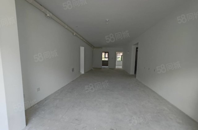 急售！电梯洋房，四叶草户型，徒骇河畔，送车位储藏室，新房未住