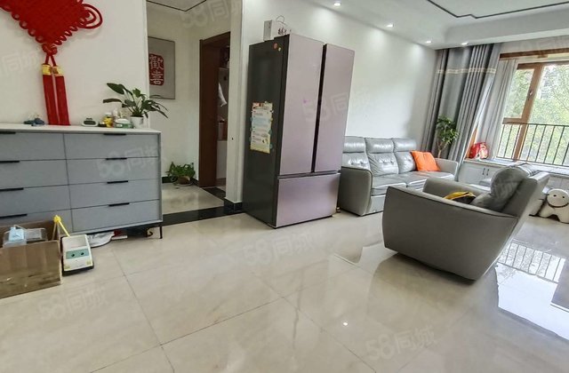 闸口东 东关国际 带车位储藏室 精装修 采光好 无遮挡