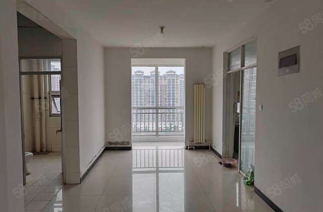 法苑小区3室2厅146.05㎡89.9万二手房图片