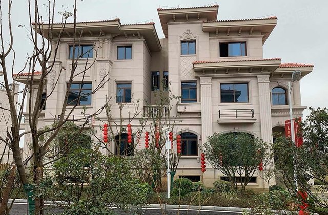 碧桂园贵安一号凤凰湾5室2厅243.96㎡398万二手房图片