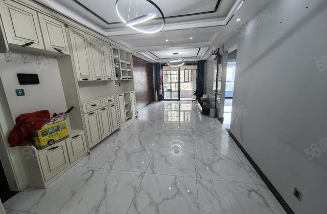 谁看谁相中 精装婚房中层 送车位储 阿尔卡迪亚 花园路小五中