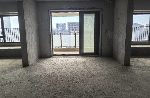 御海天宸4室2厅125.94㎡153万二手房图片