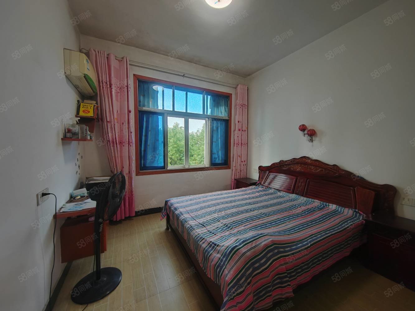 凤凰商贸小区4室2厅1卫85㎡南北30万