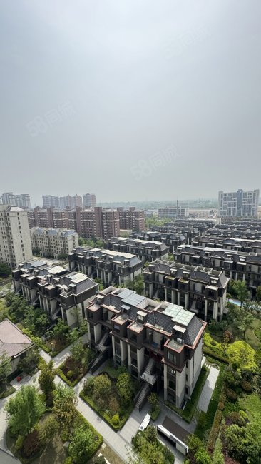 98平一梯两户 三室两卫 家具家电齐全 实木三层地板,雅居乐御宾府