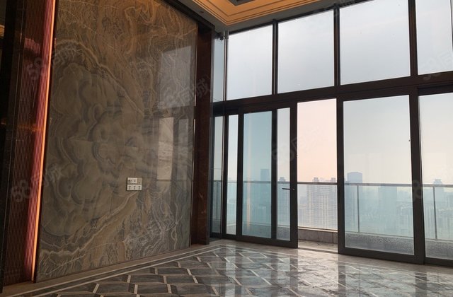 许国贤实盘 颐德公馆 420方7房顶层复式 全新未住带泳池