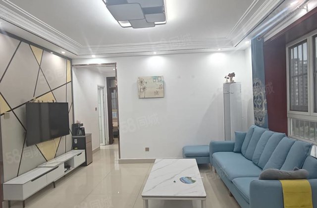 香江附近！电梯精装8楼！边户随时看房免大税