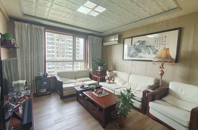 公园附近 宝徕花园电梯商品房温馨三室两卫全明户型带车位