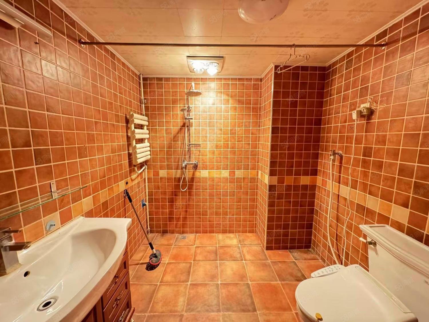 鵬潤家園2室2廳2衛(wèi)93.31㎡西北460萬