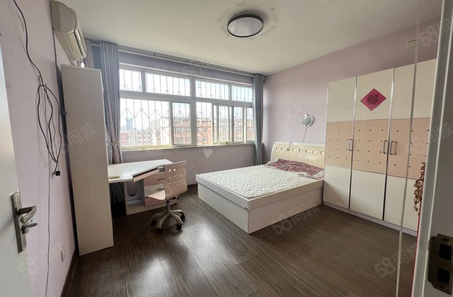 老文轩，外国语，学府花园，新时代，柳园小区，141平88万