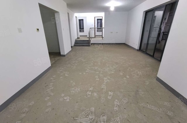 二中正南 锦绣学府边户观景房 好楼层带车储免大税 新房未住