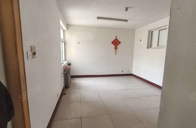 业主急售 实验东昌三中 开发区天安新村带储藏室车位可按揭