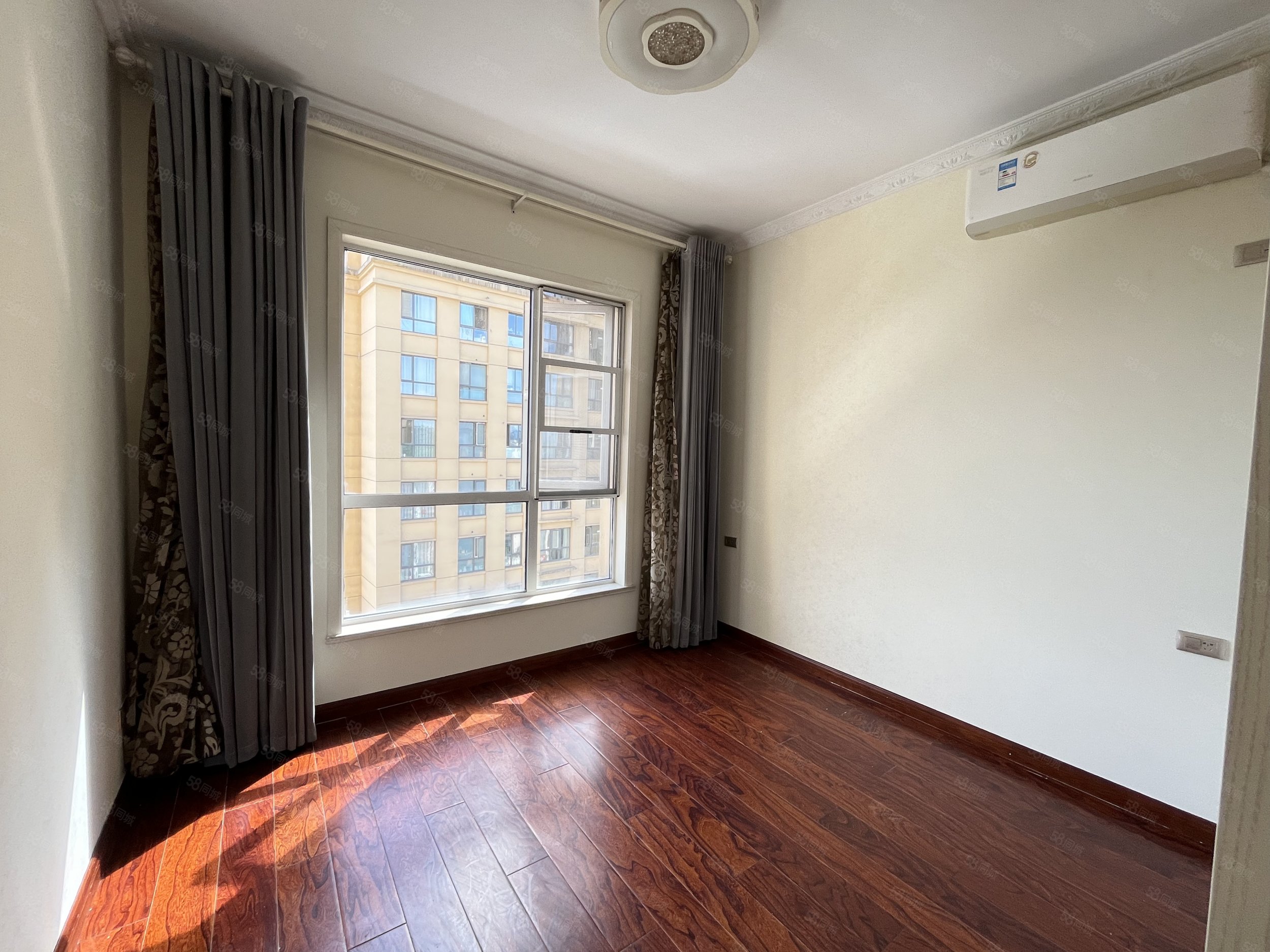 森嘉幸福里2室2厅1卫88㎡南北67.8万