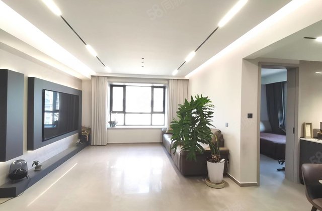 公园旁 大润发 中央帝景 中央丽都 户型方正随时看房