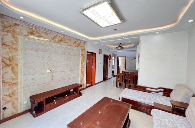 东昌东附近星美城市广场 小高层 精装三居室 送车储 免大税