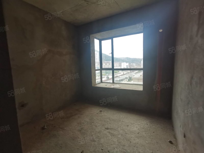 御峰云府2室1厅2卫85㎡南北29.8万