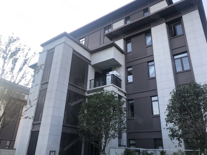 阳光城二期合院火爆认筹中享97折实得600平花园120平