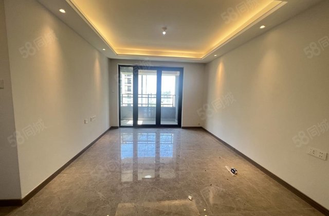 翰林天悦民生凤凰城电梯房三室带车位