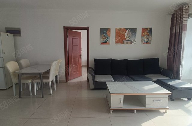 中华御苑 水城华府 三室向阳精装修双卫 全明户型 中间位置