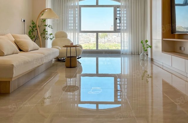 蓝光花满庭二期(南区)3室2厅68.55㎡95万二手房图片