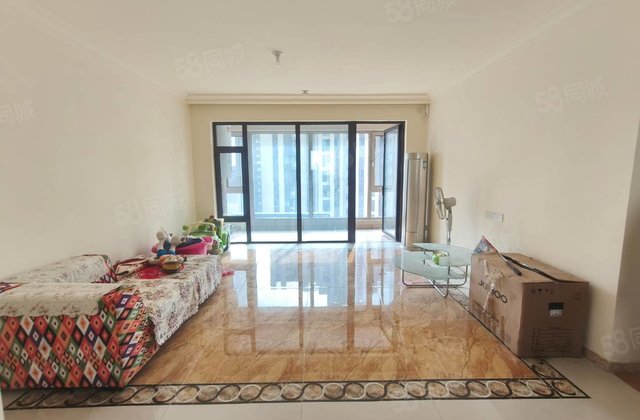 徒骇河边 赔40万碧桂园翡丽湾11层小洋房 144平四室两卫