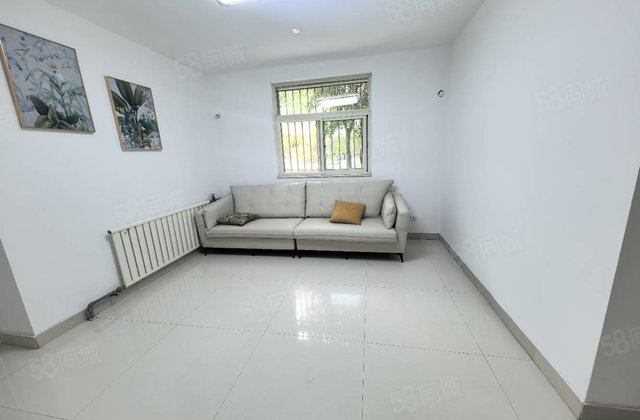 东昌路  ，二中，大学城旁金柱文苑，多层一楼边户三室免大税