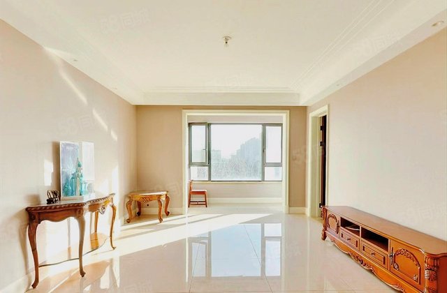 融创御湖宸院3室2厅148.89㎡140万二手房图片