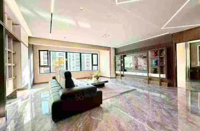 保利和光尘樾3室2厅143.22㎡169万二手房图片