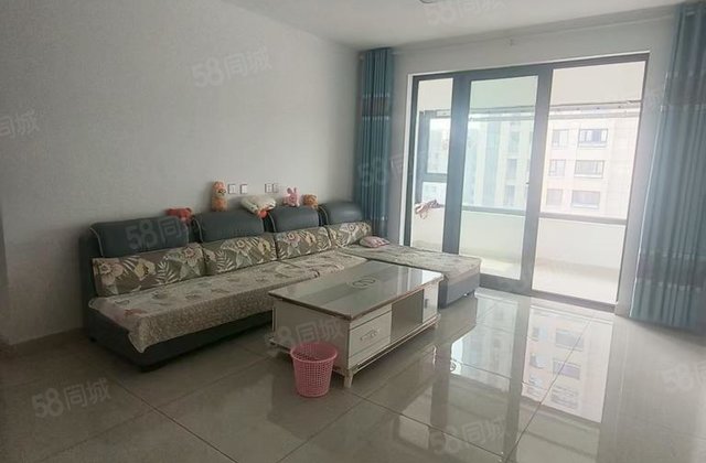 万达北 电梯房 带车位 储藏室