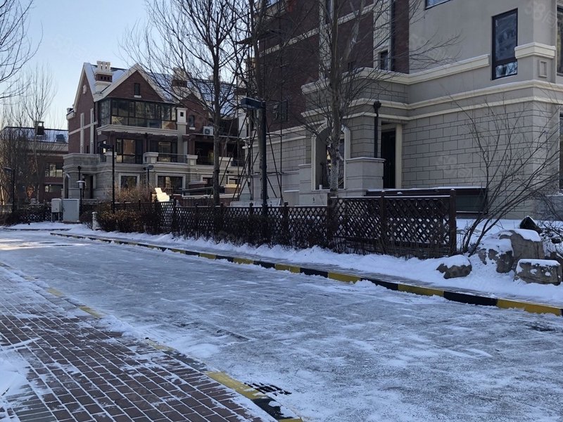 富力城别墅 边户大花园200米 挑空格局可走一手手续 首付低