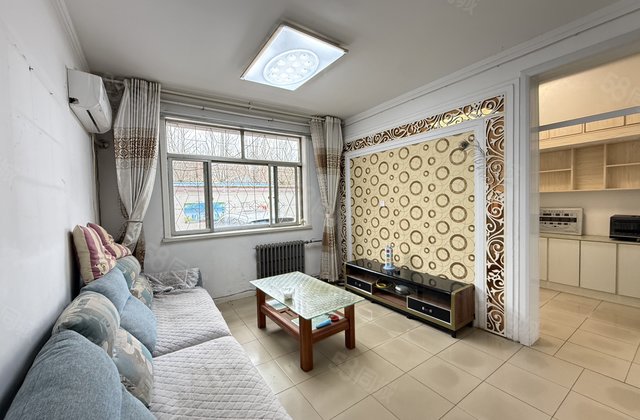 文轩中学 步梯一楼 正规三室 全屋精装南北通透停车方便随时看