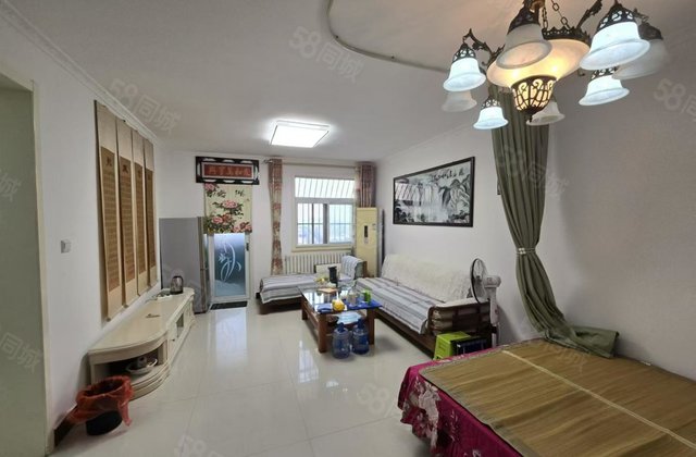 火车站附近~金凤龙庭~电梯房带车位地下室~单价4千多~