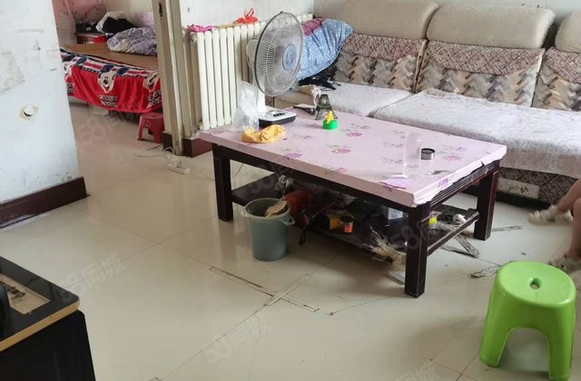 泉河花园2室1厅70㎡26万二手房图片