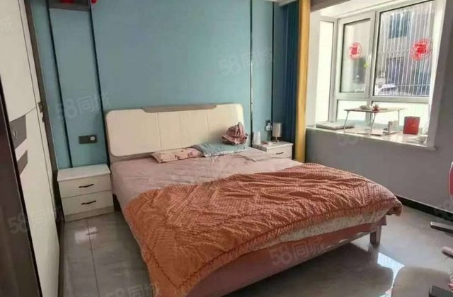 金域中央3室2厅110㎡49万二手房图片