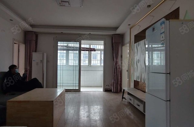 香江 江南公寓 南北通透 三室两厅两卫 有电梯 商业配套齐全