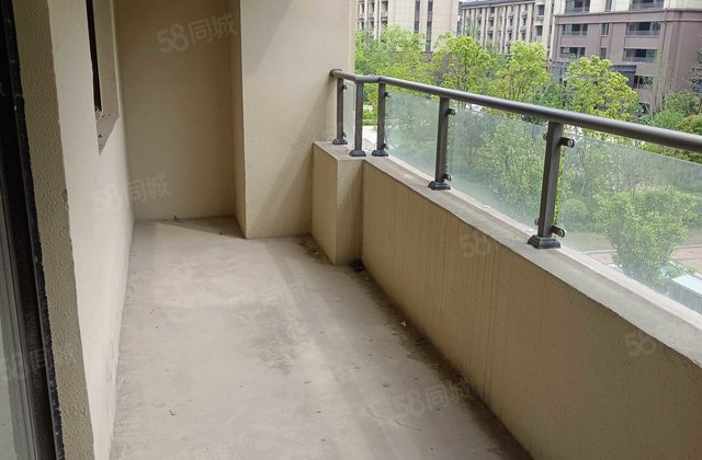 中辰书香里4室2厅128㎡68万二手房图片