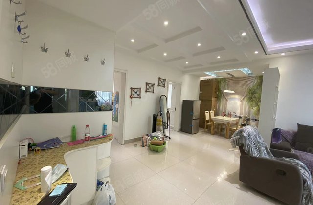 南北通透三室精装电梯洋房 送30平地下室和地下车位紧邻三中