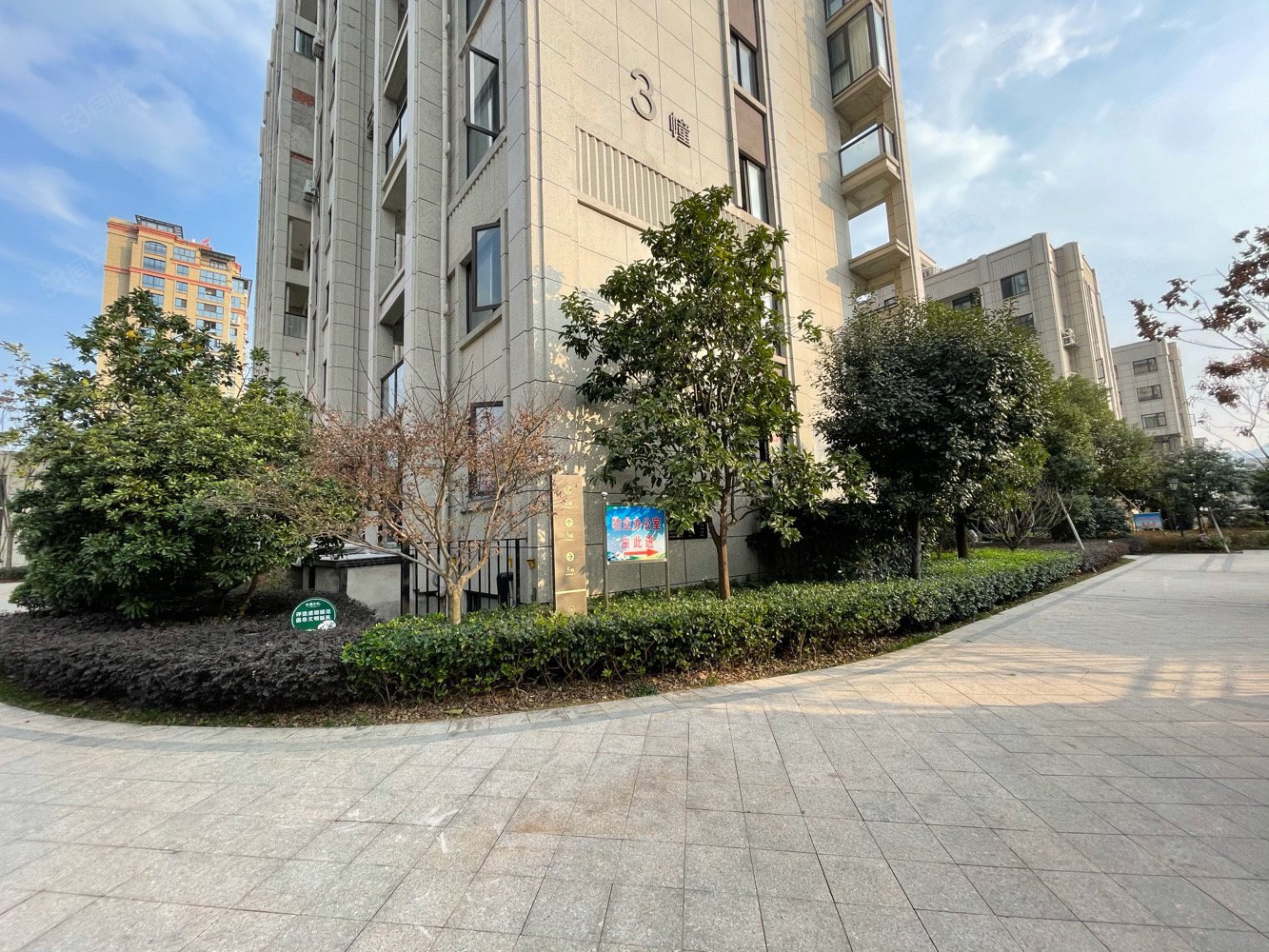 棚头,带2个产权车位,群升万国城-永康58同城