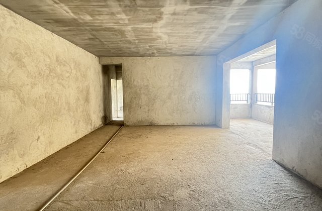 奇石城A区5室2厅198㎡57万二手房图片