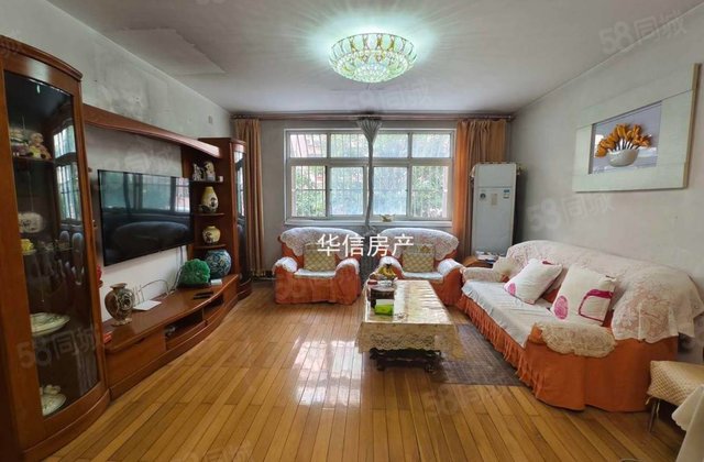 东昌路 中央丽都 六中对过 新世纪花园  孝心一楼 带车库