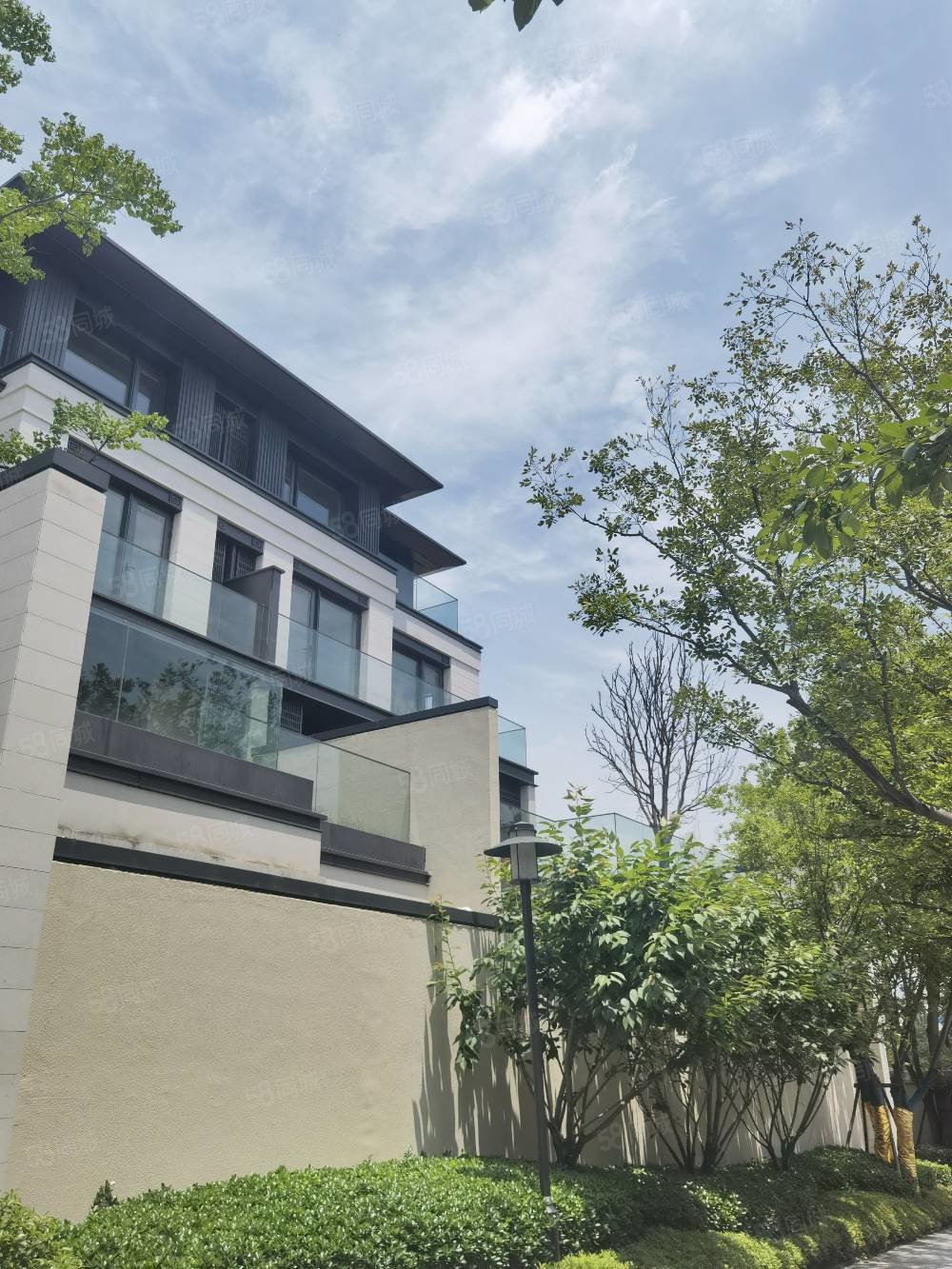 【10图】急需资金周转九月森林新中式别墅284平718万 150平花园,九月